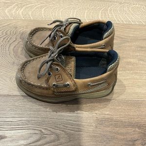 Boys sperry boat shoes